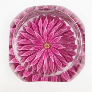 Perthshire 1972A Pink Dahlia Flower Faceted Layered Lampwork Petals Paperweight
